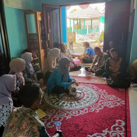 Perangkat Desa Gunung Ulin Hadiri Pendampingan Penyusunan dan Pendayagunaan Data Profil Desa